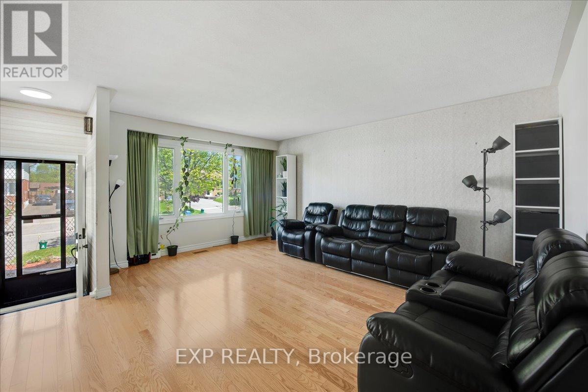 376 Surrey Drive, Oshawa (Eastdale), Ontario  L1G 6H1 - Photo 6 - E13209172