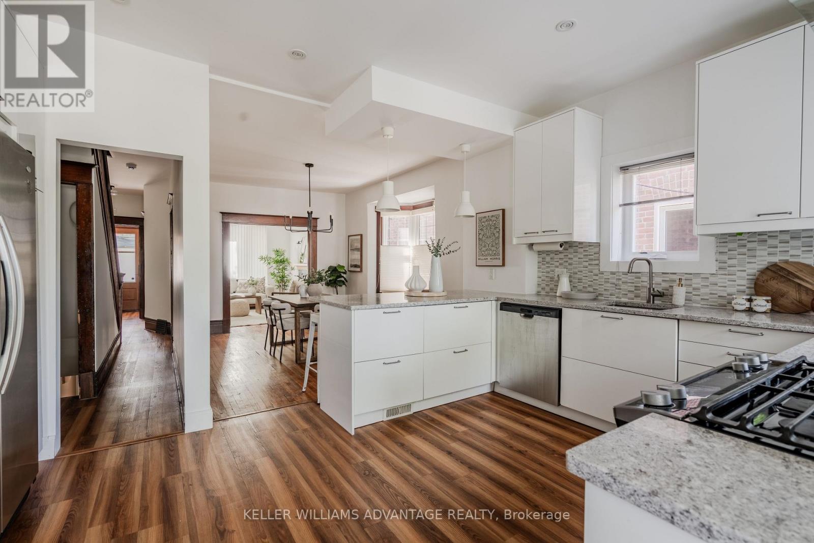111 Rainsford Road, Toronto, Ontario  M4L 3N8 - Photo 12 - E13209218