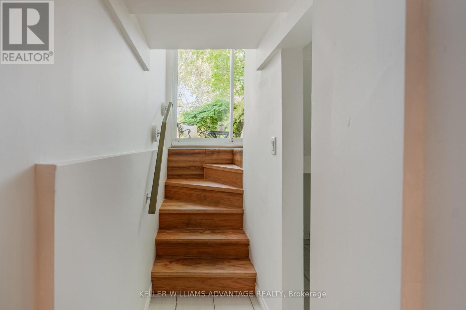 111 Rainsford Road, Toronto, Ontario  M4L 3N8 - Photo 26 - E13209218
