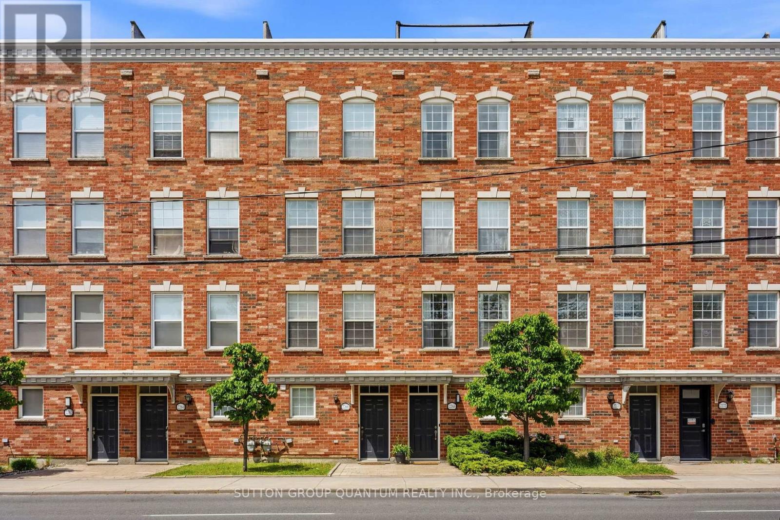 2268 GERRARD STREET E, Toronto, Ontario