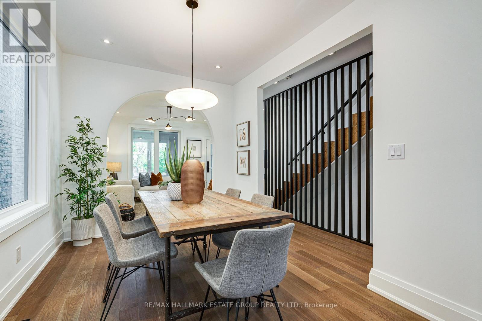 54 Sproat Avenue, Toronto, Ontario  M4M 1W4 - Photo 10 - E13209332