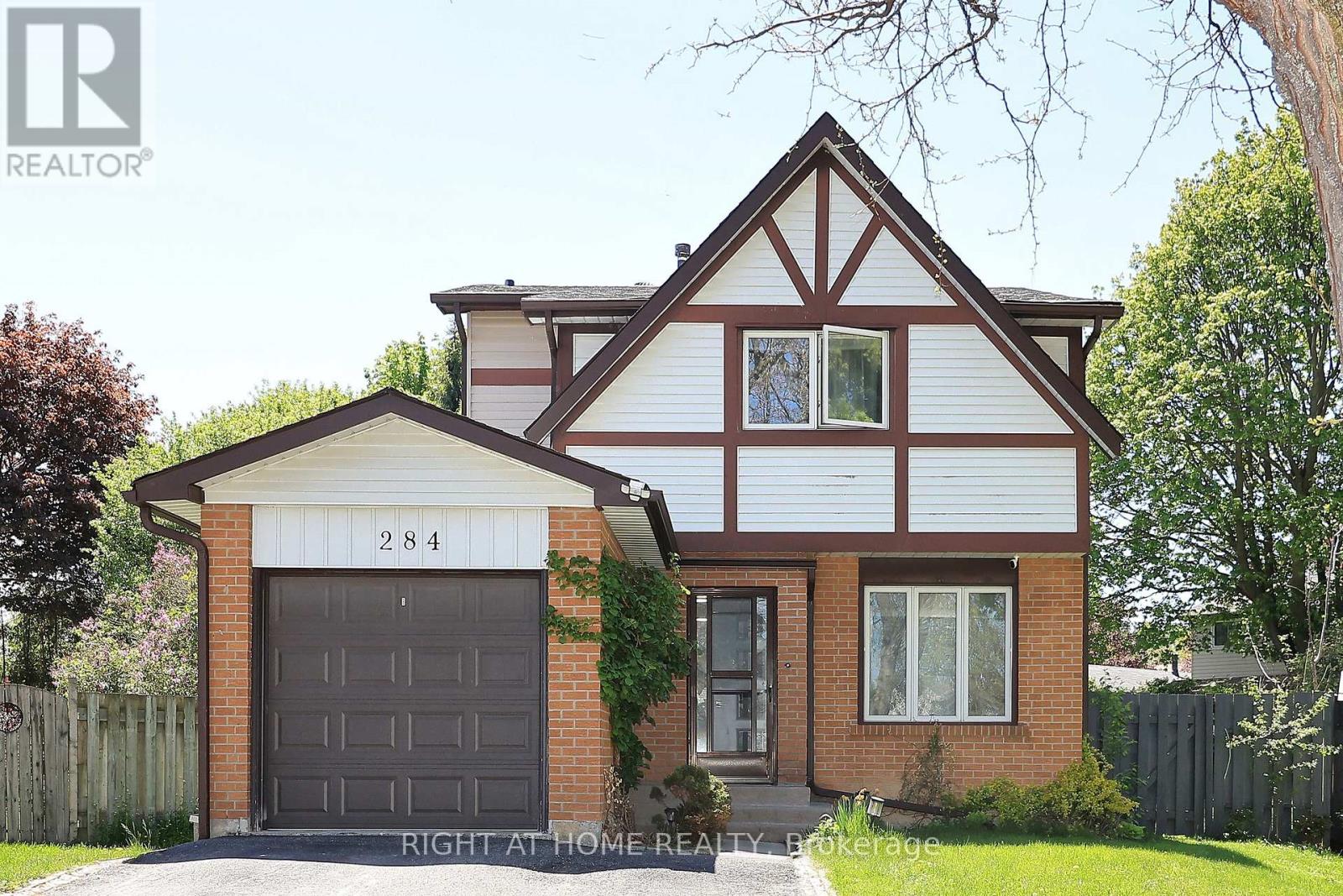 284 BELFAST COURT, Oshawa, Ontario