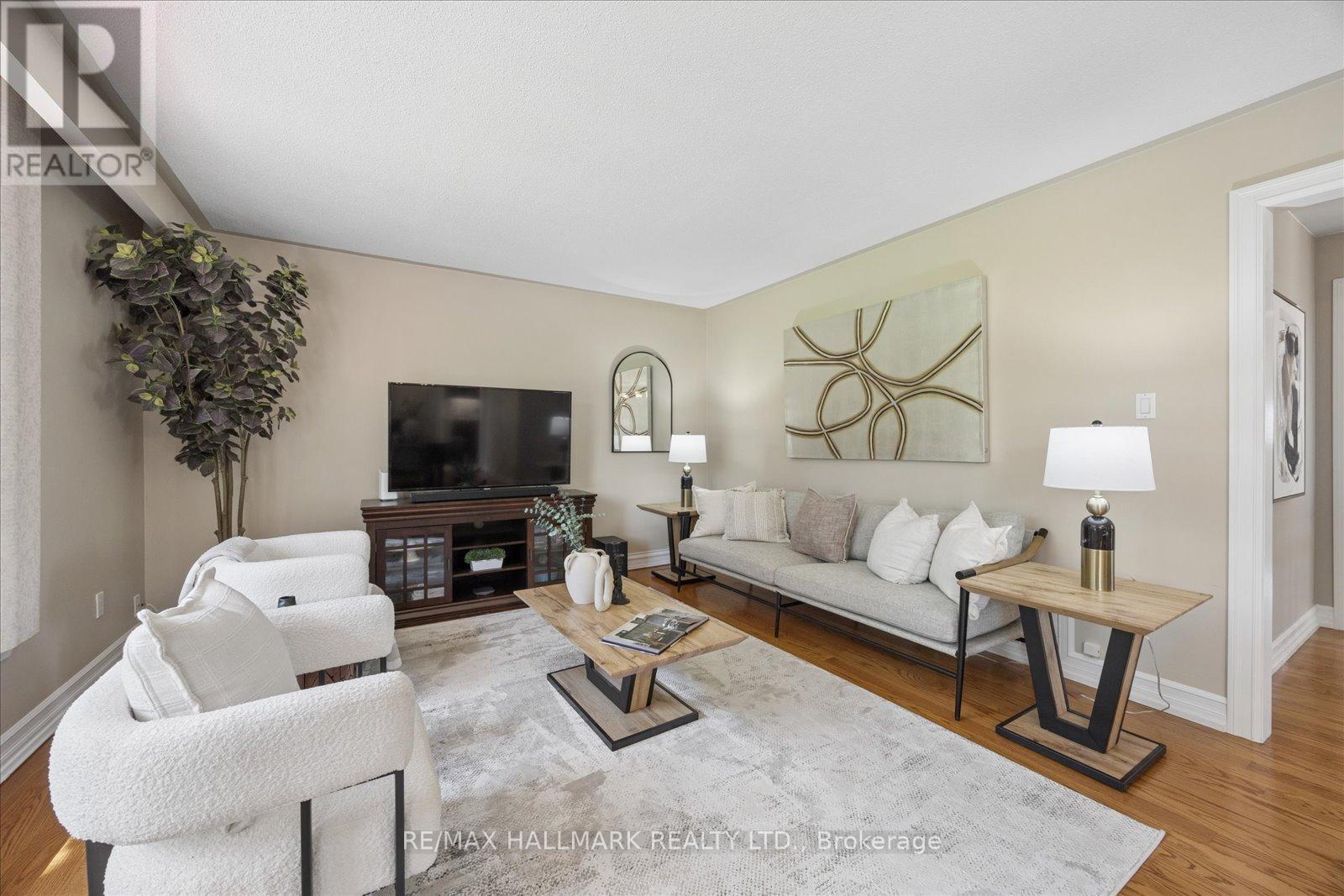 73 Fulbert Crescent, Toronto, Ontario  M1S 1C5 - Photo 7 - E13209394