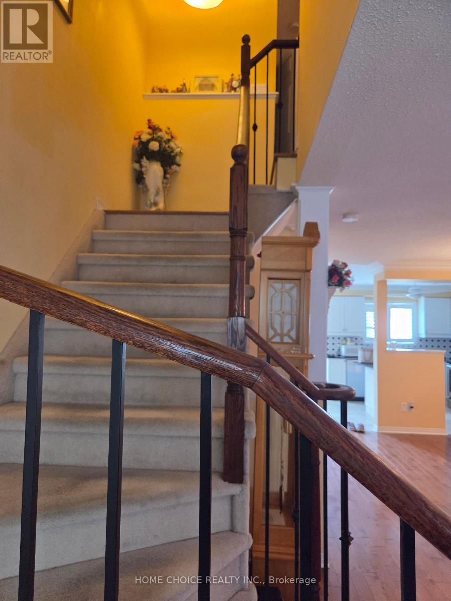 52 - 460 Woodmount Drive, Oshawa, Ontario  L1K 0K4 - Photo 5 - E13209434
