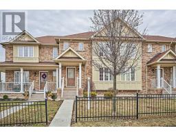 52 - 460 WOODMOUNT DRIVE, Oshawa, Ontario