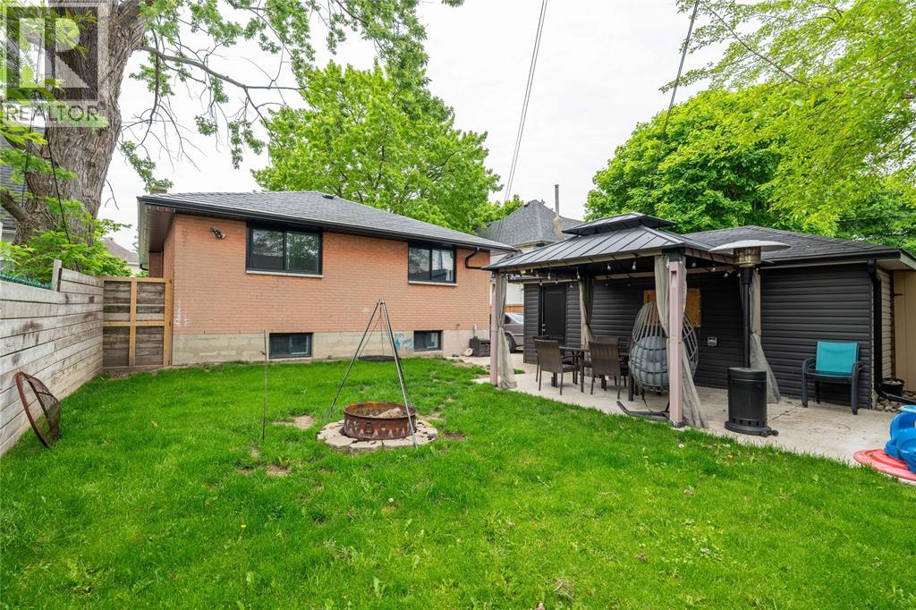 462 Davis Street, Sarnia, Ontario  N7T 1C4 - Photo 30 - 26012273