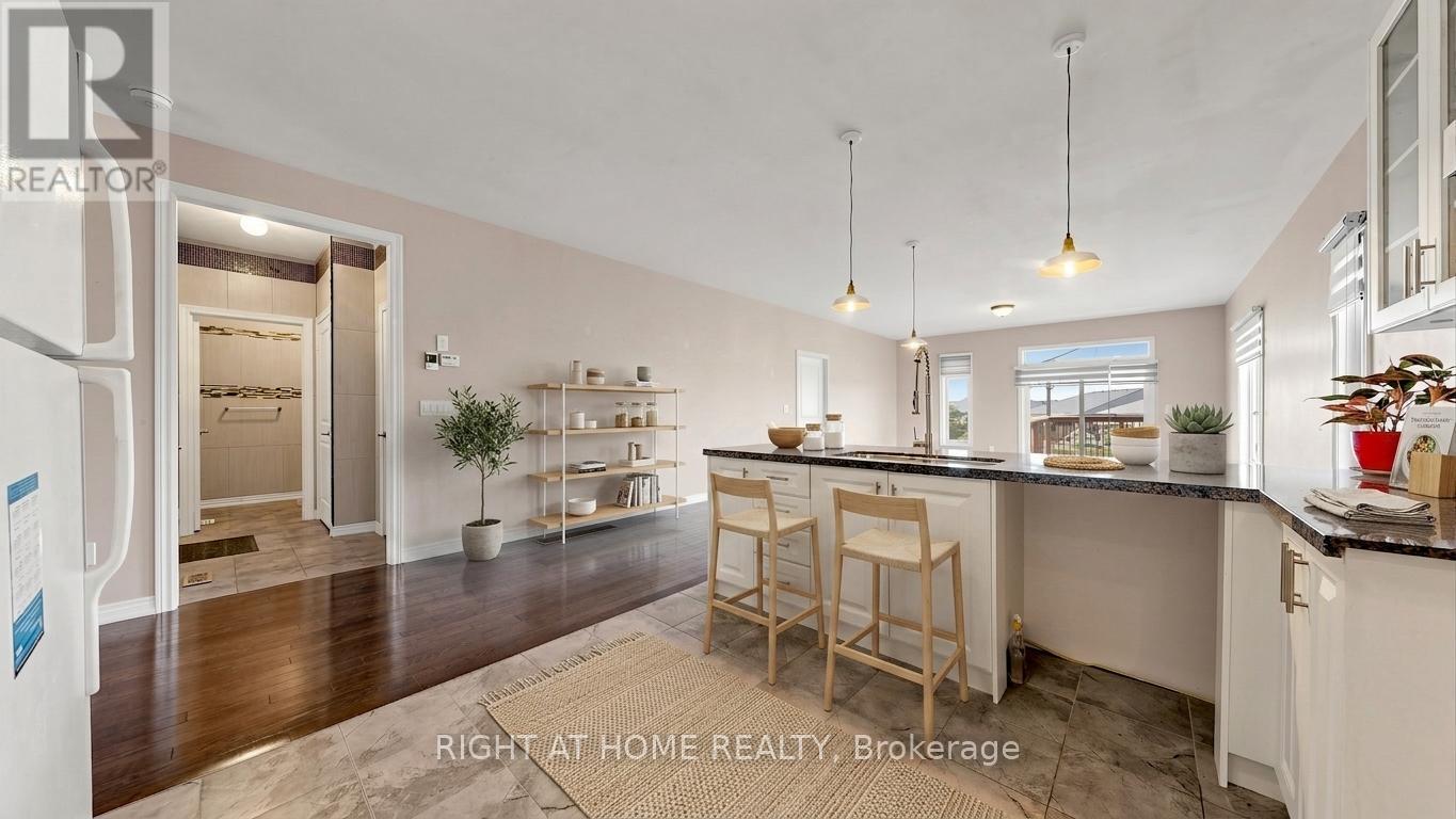 126 Kingsmere Crescent, New Tecumseth (Alliston), Ontario  L9R 0K8 - Photo 12 - N13209098