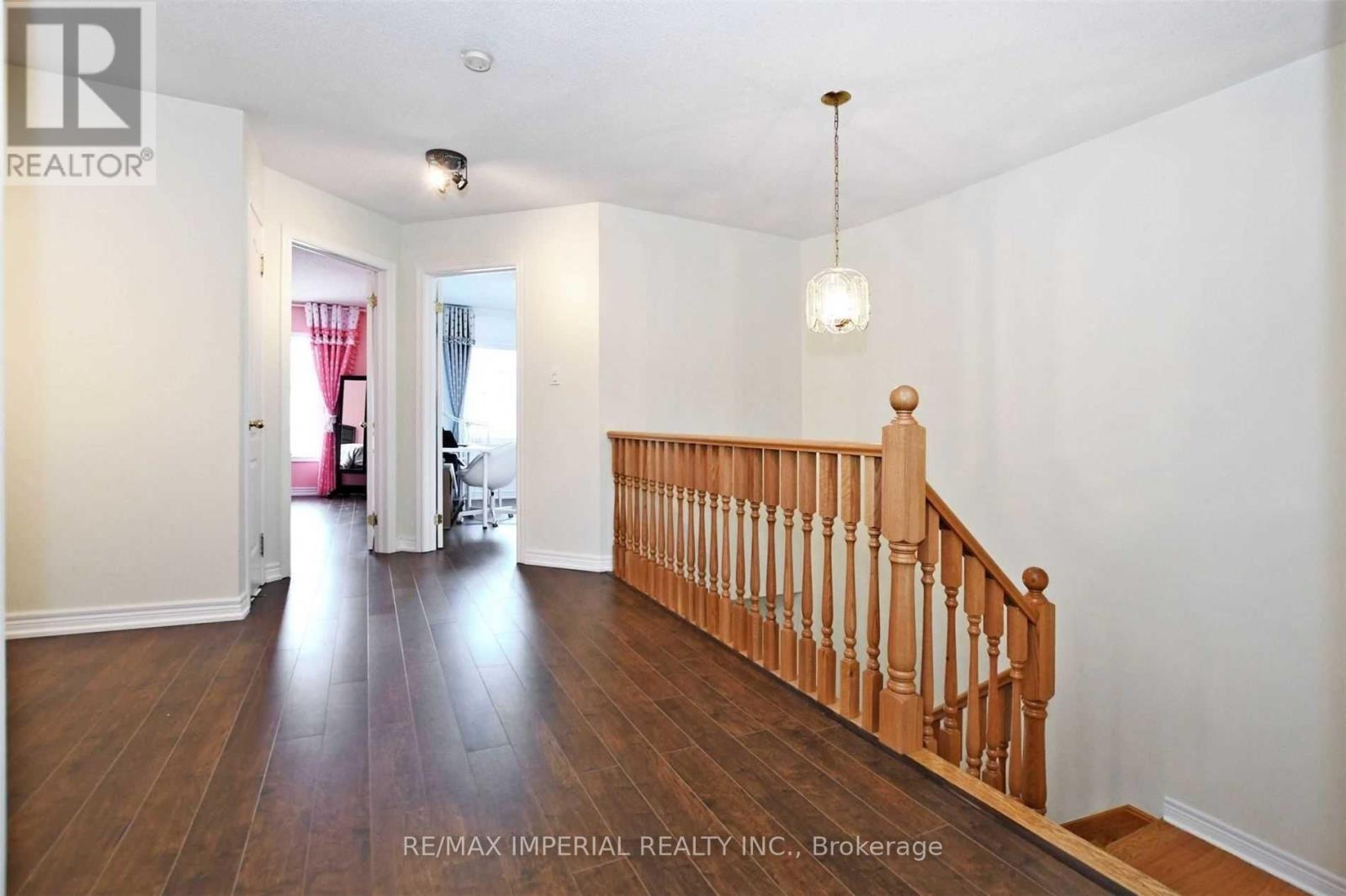 34 - 8 Townwood Drive, Richmond Hill, Ontario  L4E 4Y3 - Photo 10 - N13209182