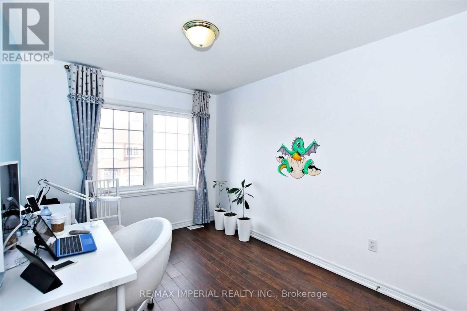 34 - 8 Townwood Drive, Richmond Hill, Ontario  L4E 4Y3 - Photo 16 - N13209182