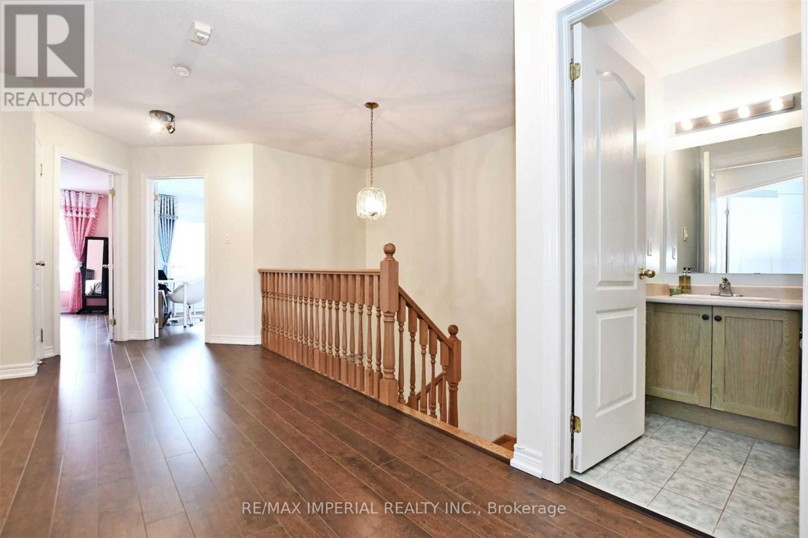 34 - 8 Townwood Drive, Richmond Hill, Ontario  L4E 4Y3 - Photo 17 - N13209182
