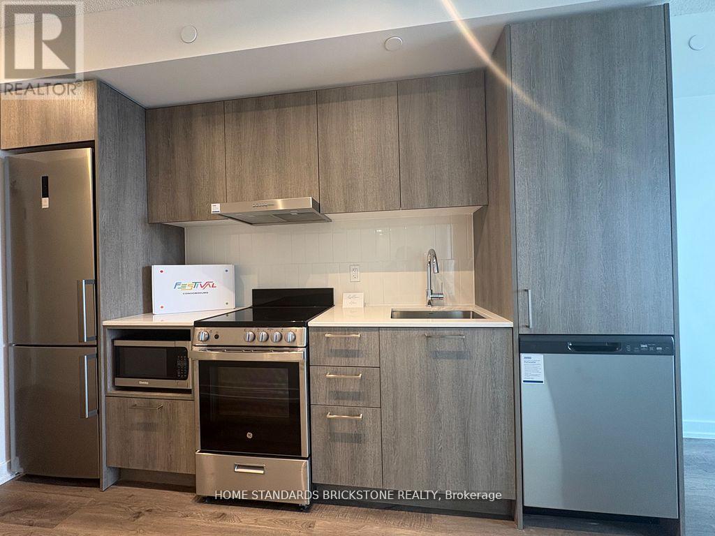 1502 - 195 Commerce Street, Vaughan, Ontario  L4K 0P9 - Photo 4 - N13209198