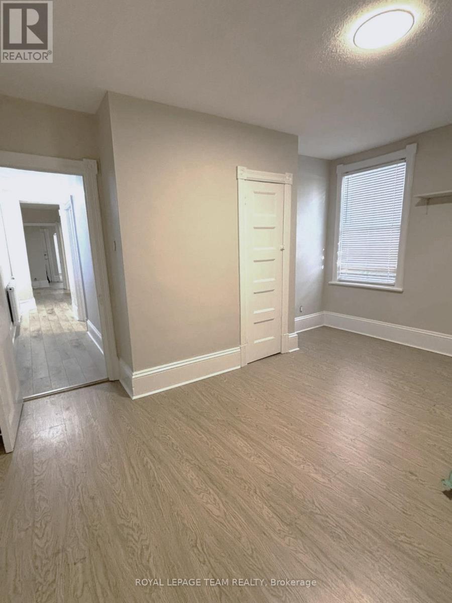 158 St Andrew Street, Ottawa, Ontario  K1N 5G4 - Photo 10 - X12613342