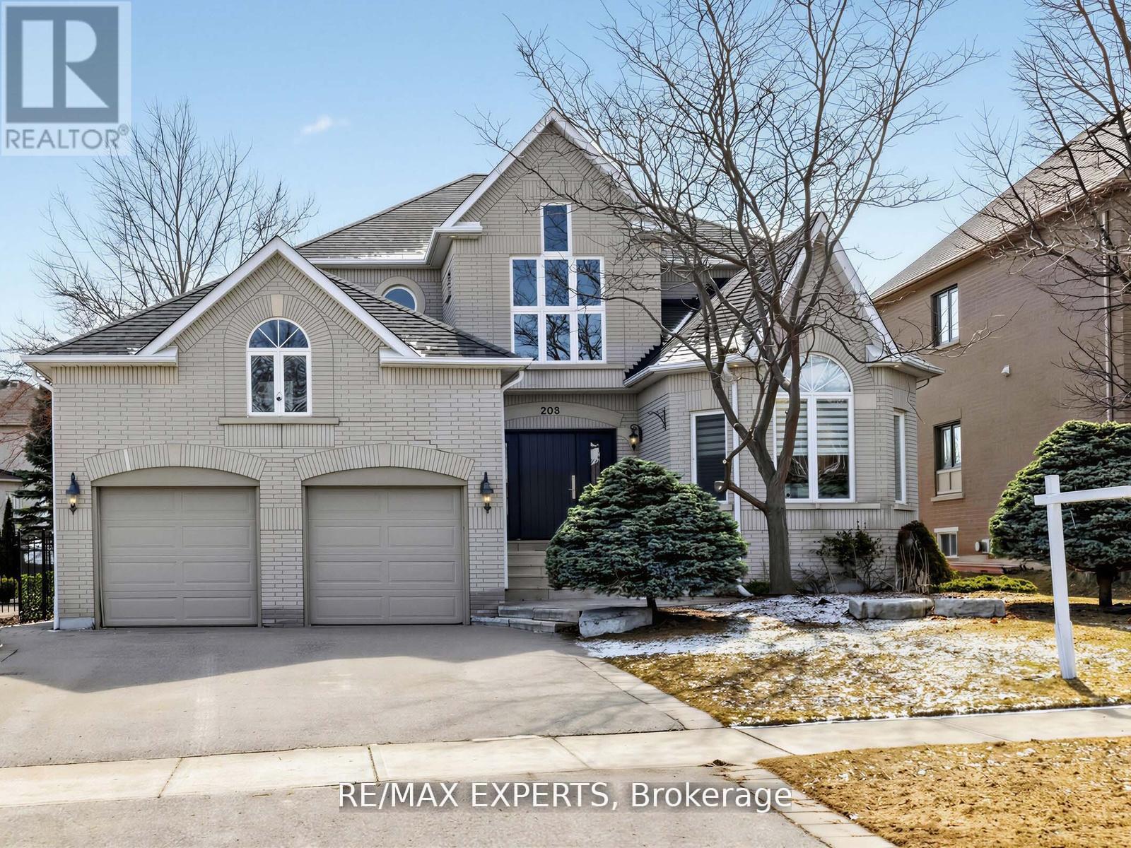 203 THOMSON CREEK BOULEVARD, Vaughan, Ontario