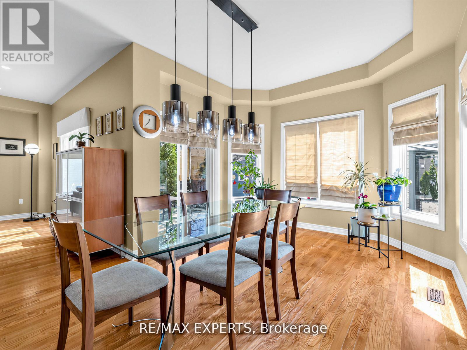 203 Thomson Creek Boulevard, Vaughan, Ontario  L4H 1H1 - Photo 12 - N13209256