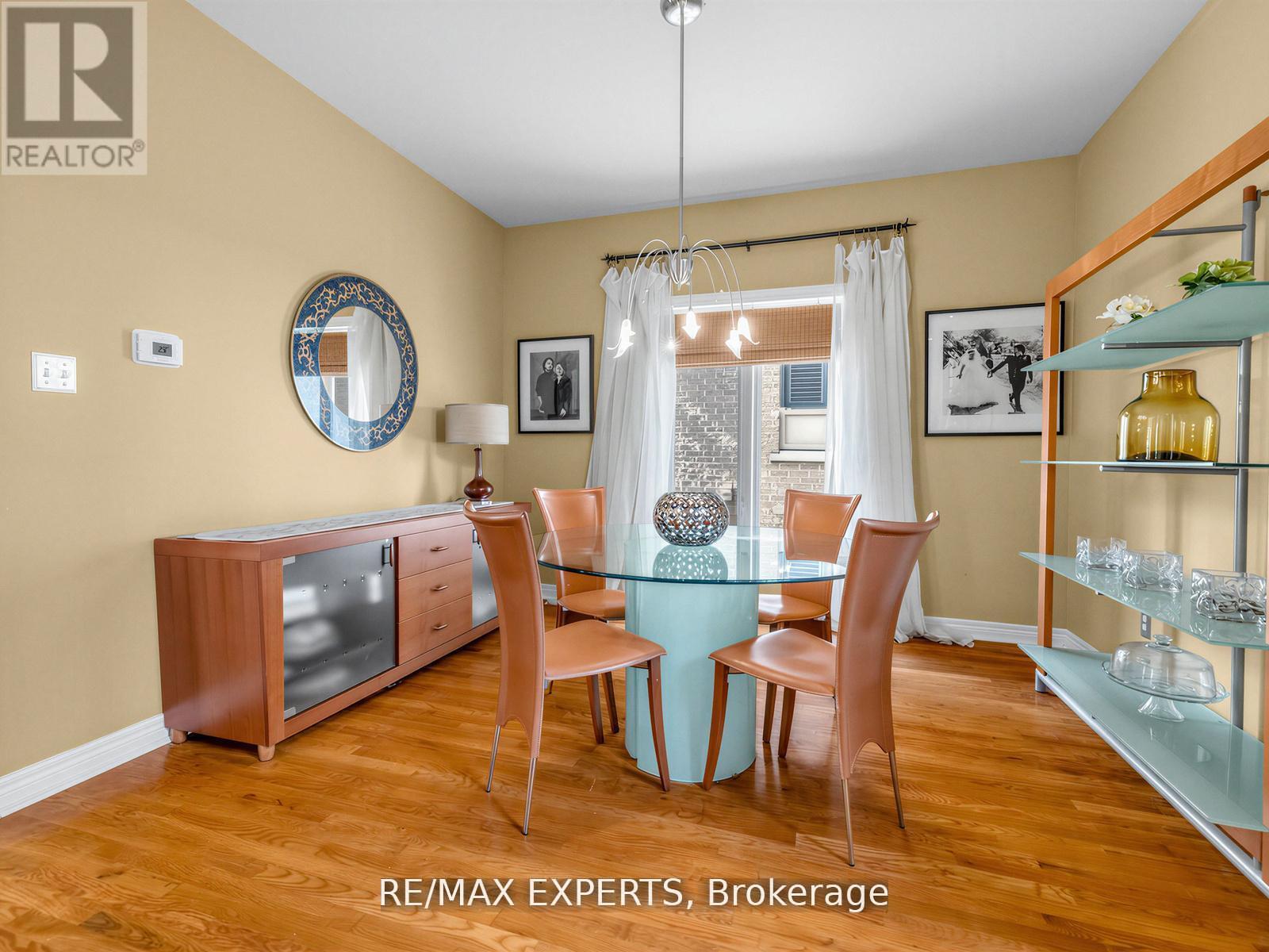 203 Thomson Creek Boulevard, Vaughan, Ontario  L4H 1H1 - Photo 9 - N13209256