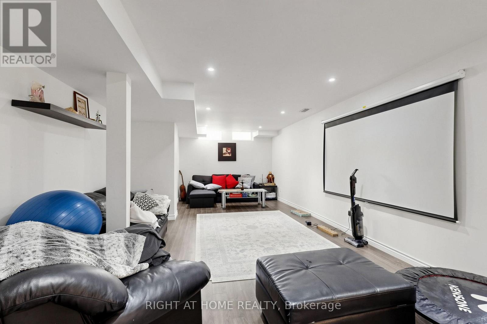 53 Cameo Drive, Richmond Hill, Ontario  L4S 2C1 - Photo 27 - N13209292