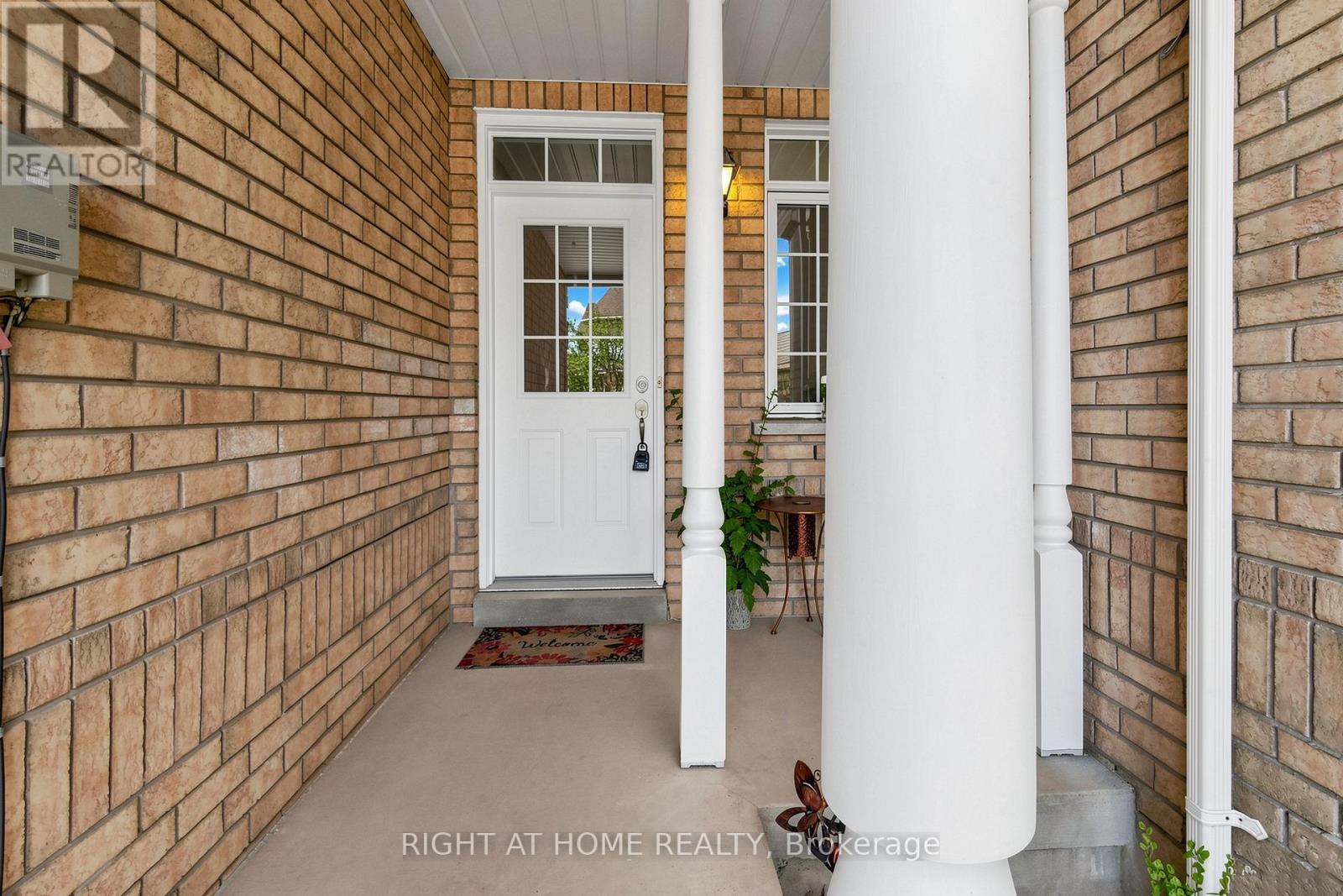 53 Cameo Drive, Richmond Hill, Ontario  L4S 2C1 - Photo 3 - N13209292