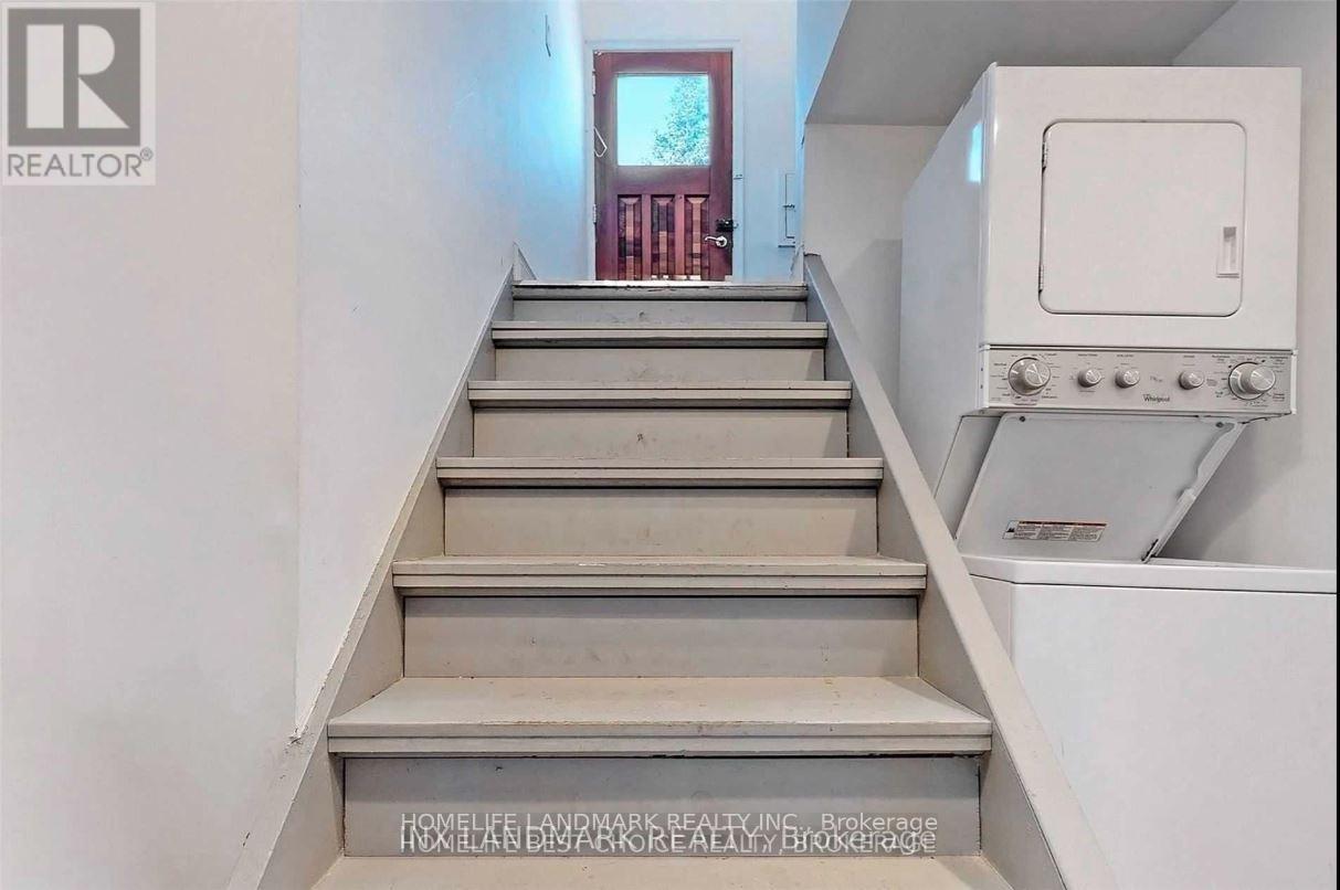 32 Kirk Drive, Markham, Ontario  L3T 3L1 - Photo 17 - N13209294