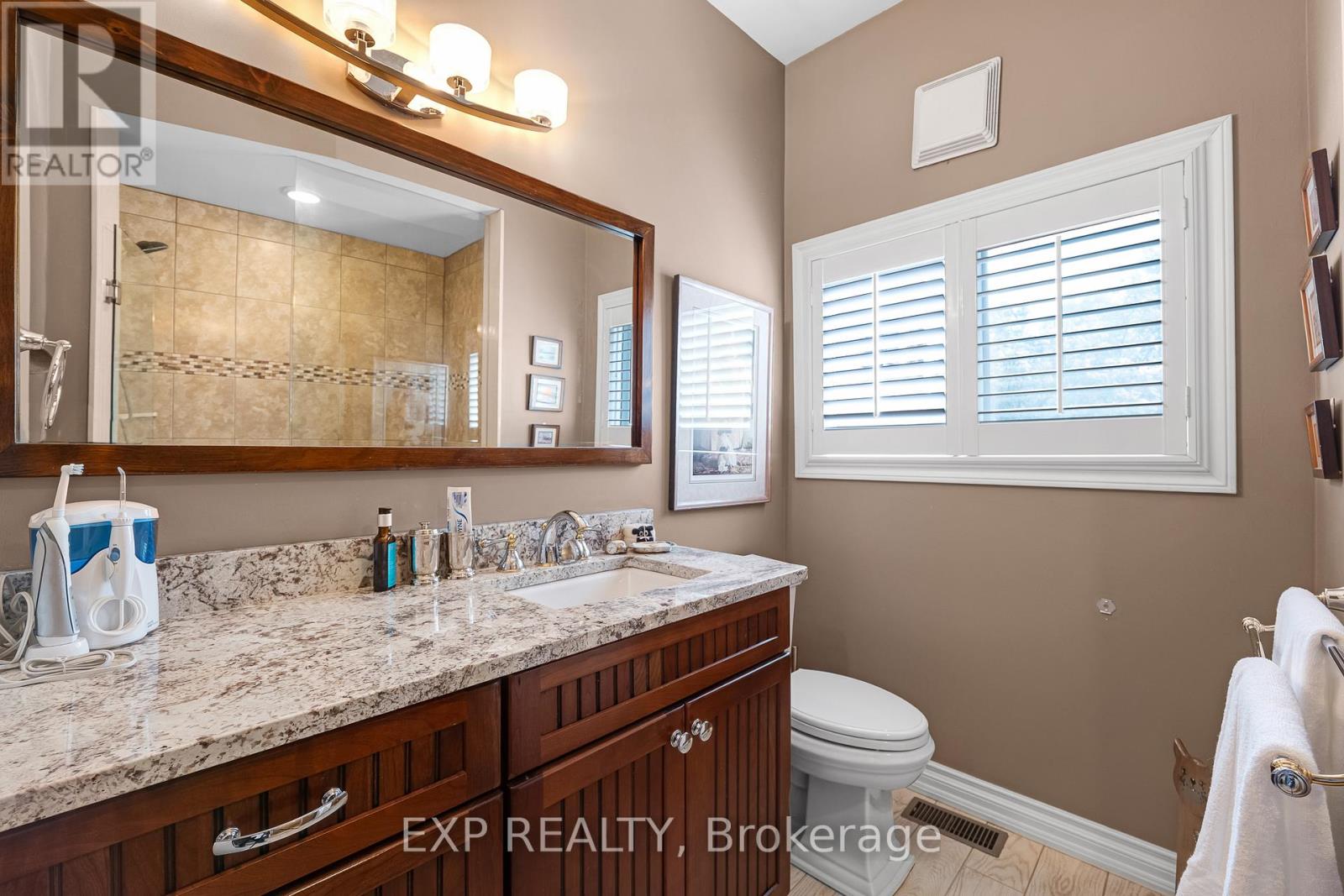 450 Lake Drive S, Georgina, Ontario  L4P 1P9 - Photo 23 - N13209354