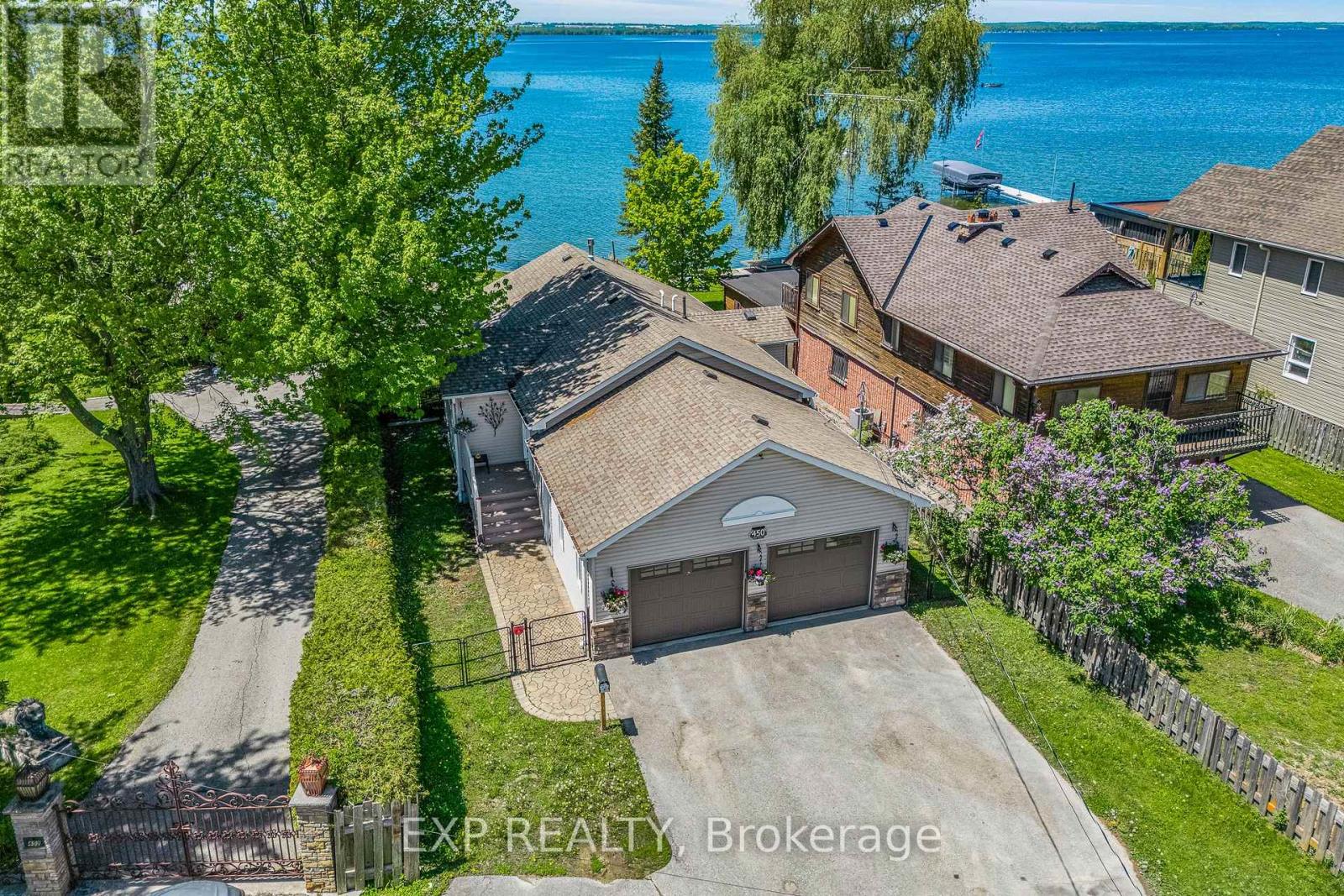 450 Lake Drive S, Georgina, Ontario  L4P 1P9 - Photo 3 - N13209354