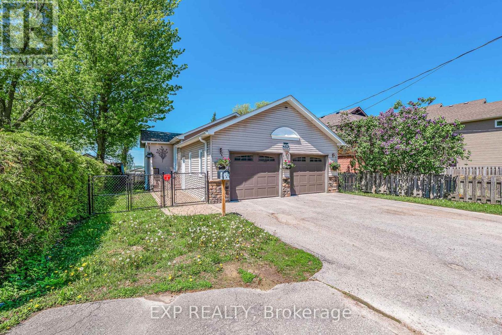 450 Lake Drive S, Georgina, Ontario  L4P 1P9 - Photo 4 - N13209354