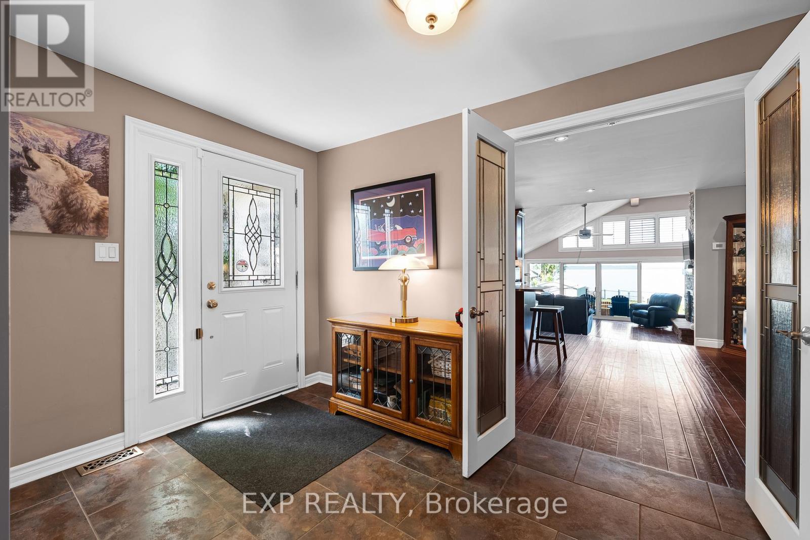 450 Lake Drive S, Georgina, Ontario  L4P 1P9 - Photo 6 - N13209354
