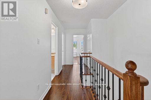 82 Baywell Crescent, Aurora, Ontario  L4H 7N4 - Photo 10 - N13209360