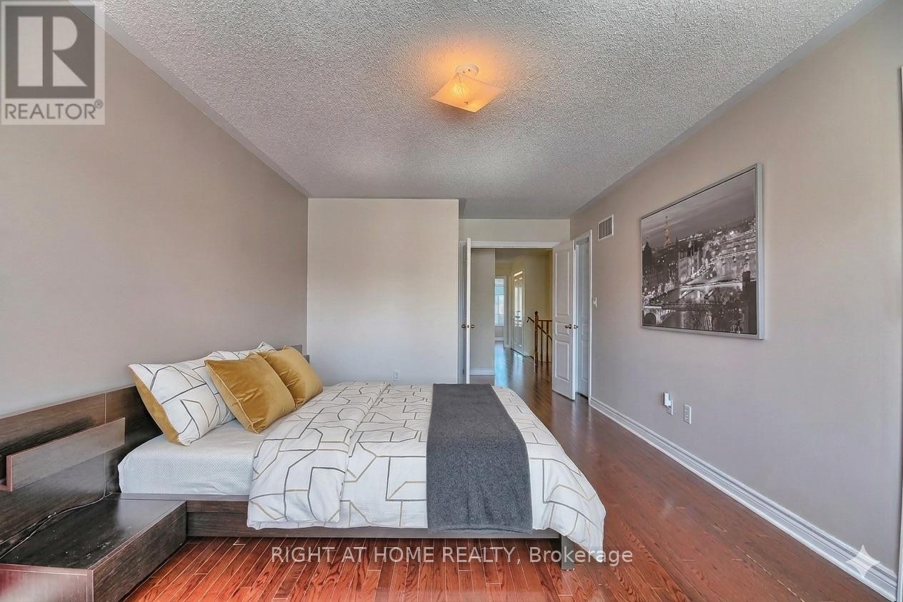 169 District Avenue, Vaughan, Ontario  L6A 0Y3 - Photo 6 - N13209408