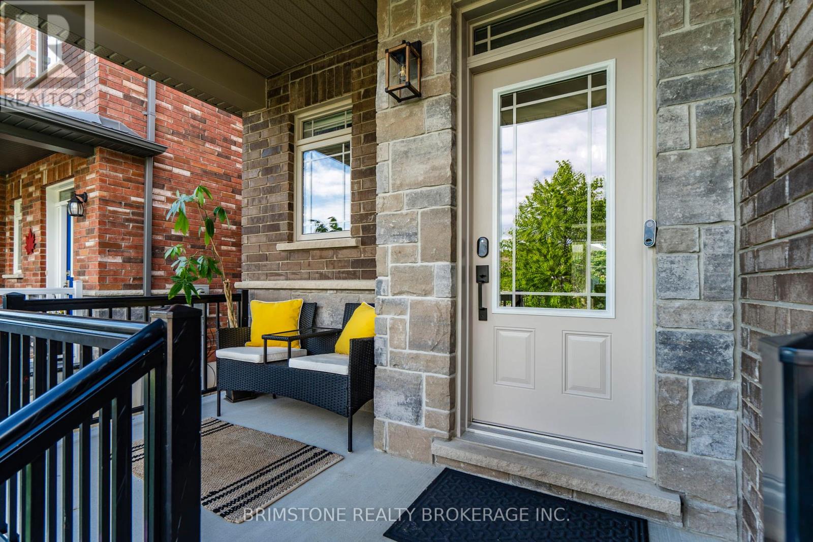 15 Lowry Court, Barrie, Ontario  L4N 7N3 - Photo 3 - S13209118