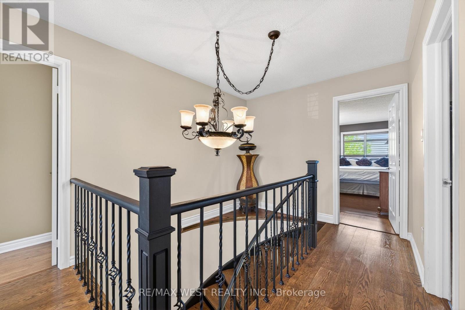 27 Golden Meadow Road, Barrie, Ontario  L4N 7E6 - Photo 26 - S13209296