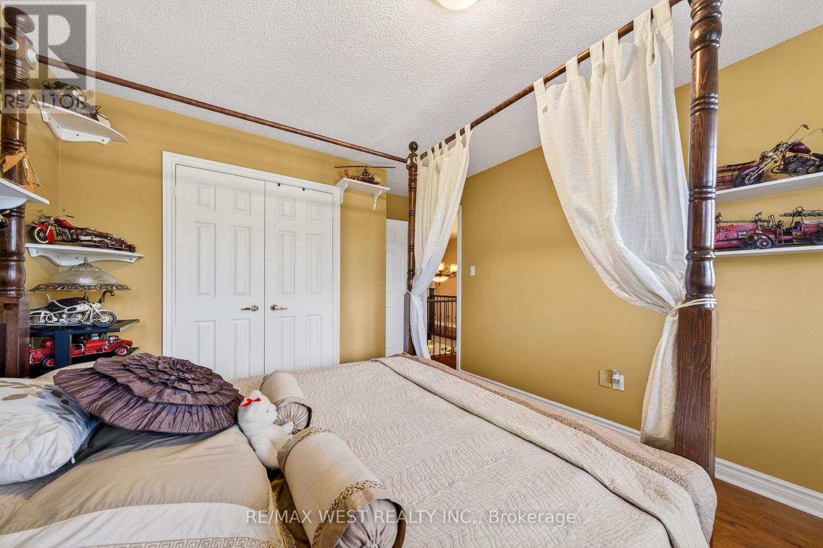 27 Golden Meadow Road, Barrie, Ontario  L4N 7E6 - Photo 35 - S13209296