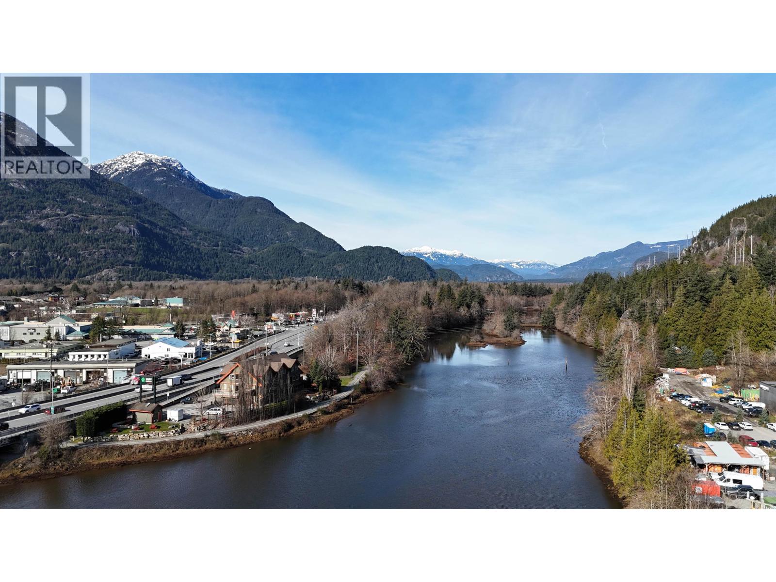 415 1500 Scott Crescent, Squamish, British Columbia  V8B 1G5 - Photo 1 - R3129187