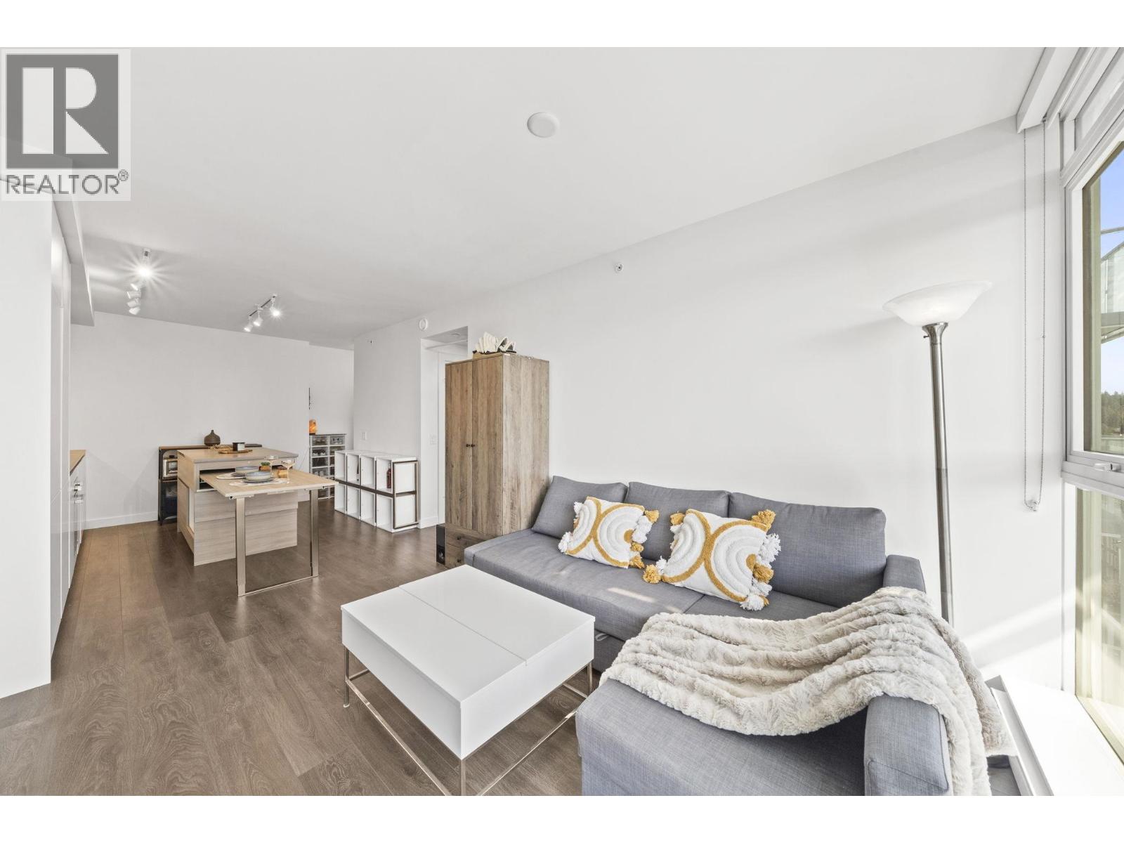 1303 652 Whiting Way, Coquitlam, British Columbia  V3J 0K3 - Photo 11 - R3129211