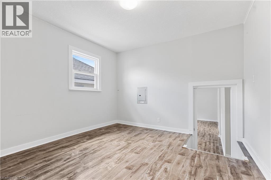 235 Hamilton Road, London, Ontario  N5Z 1P9 - Photo 6 - 40834502