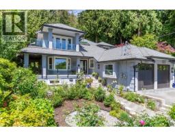 226 WOODDALE ROAD, North Vancouver, British Columbia