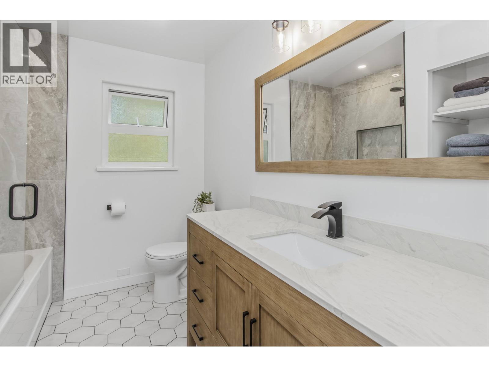 2541 Montrose Way, Squamish, British Columbia  V0N 1T0 - Photo 28 - R3129208