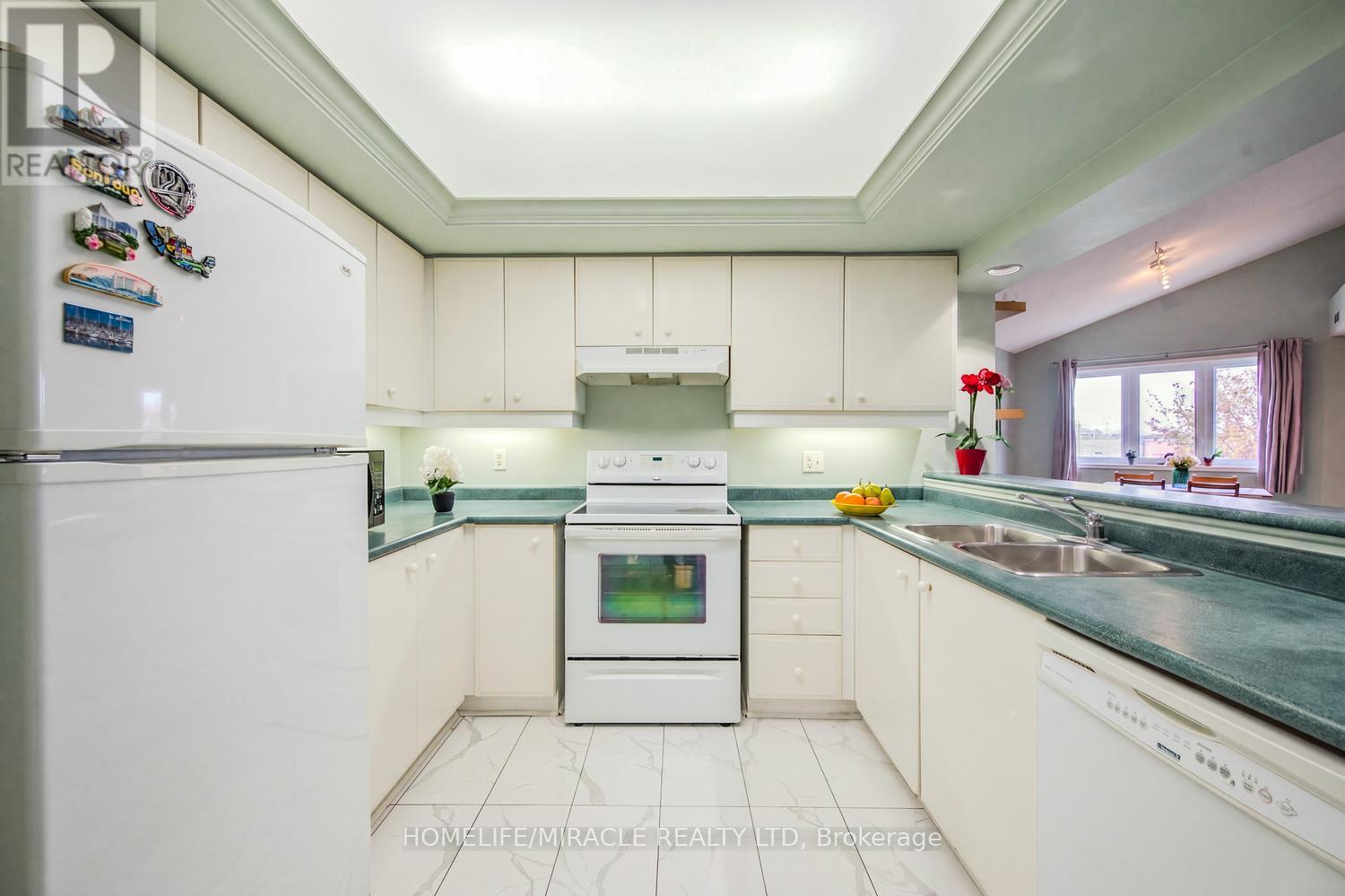 116 - 111 Bristol Road E, Mississauga, Ontario  L4Z 3P6 - Photo 11 - W13209086