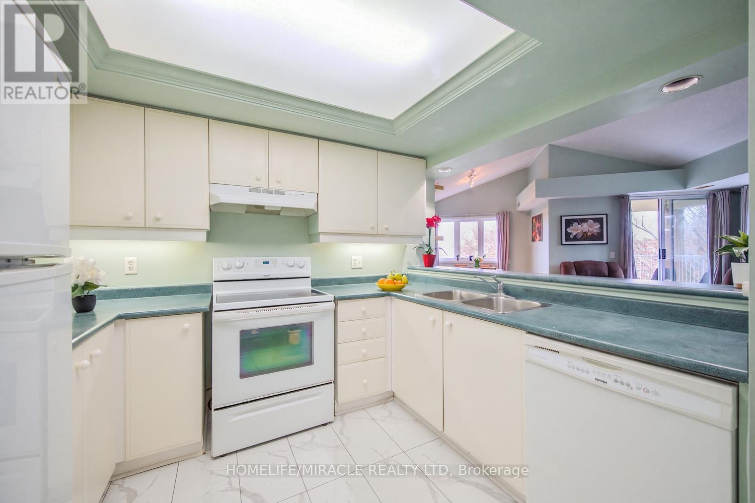 116 - 111 Bristol Road E, Mississauga, Ontario  L4Z 3P6 - Photo 12 - W13209086
