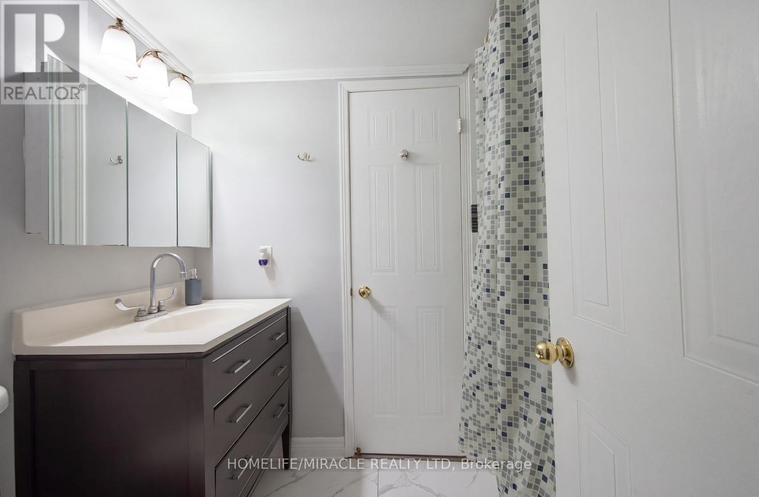 116 - 111 Bristol Road E, Mississauga, Ontario  L4Z 3P6 - Photo 26 - W13209086