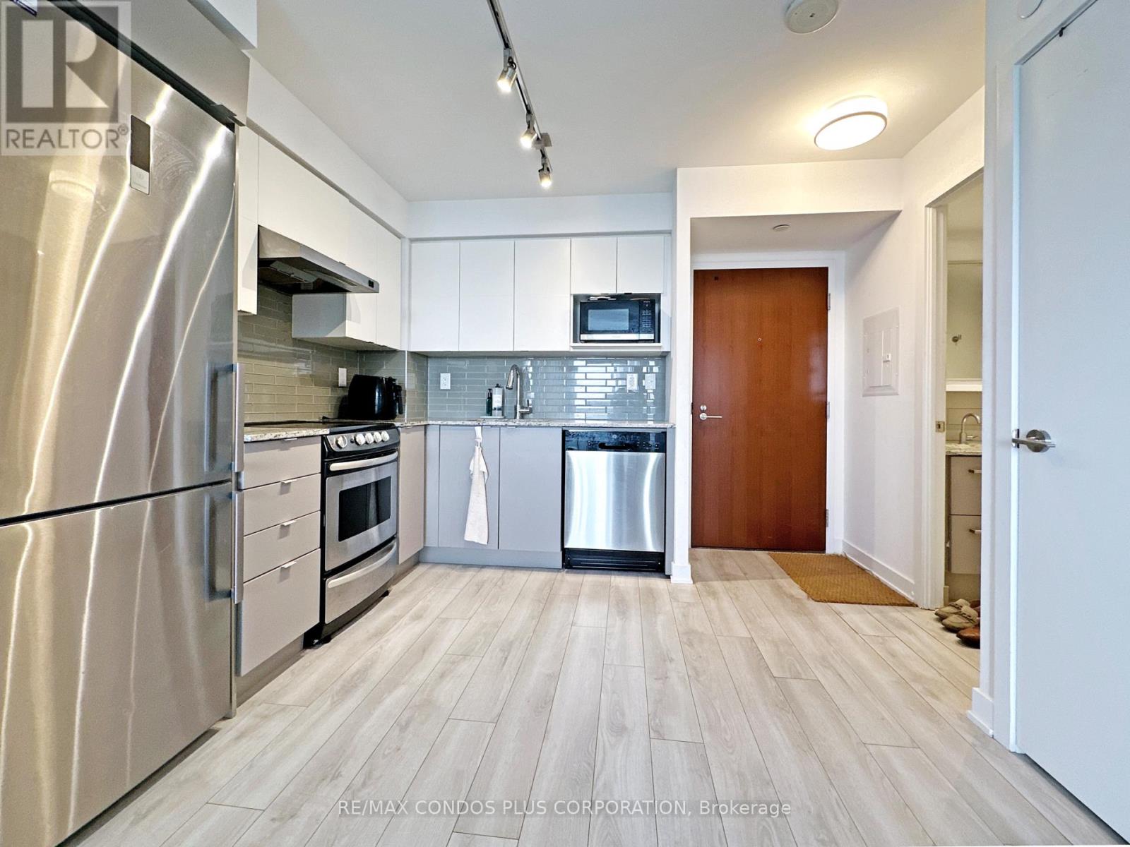 1116 - 160 Flemington Road, Toronto, Ontario  M6A 0A9 - Photo 3 - W13209088