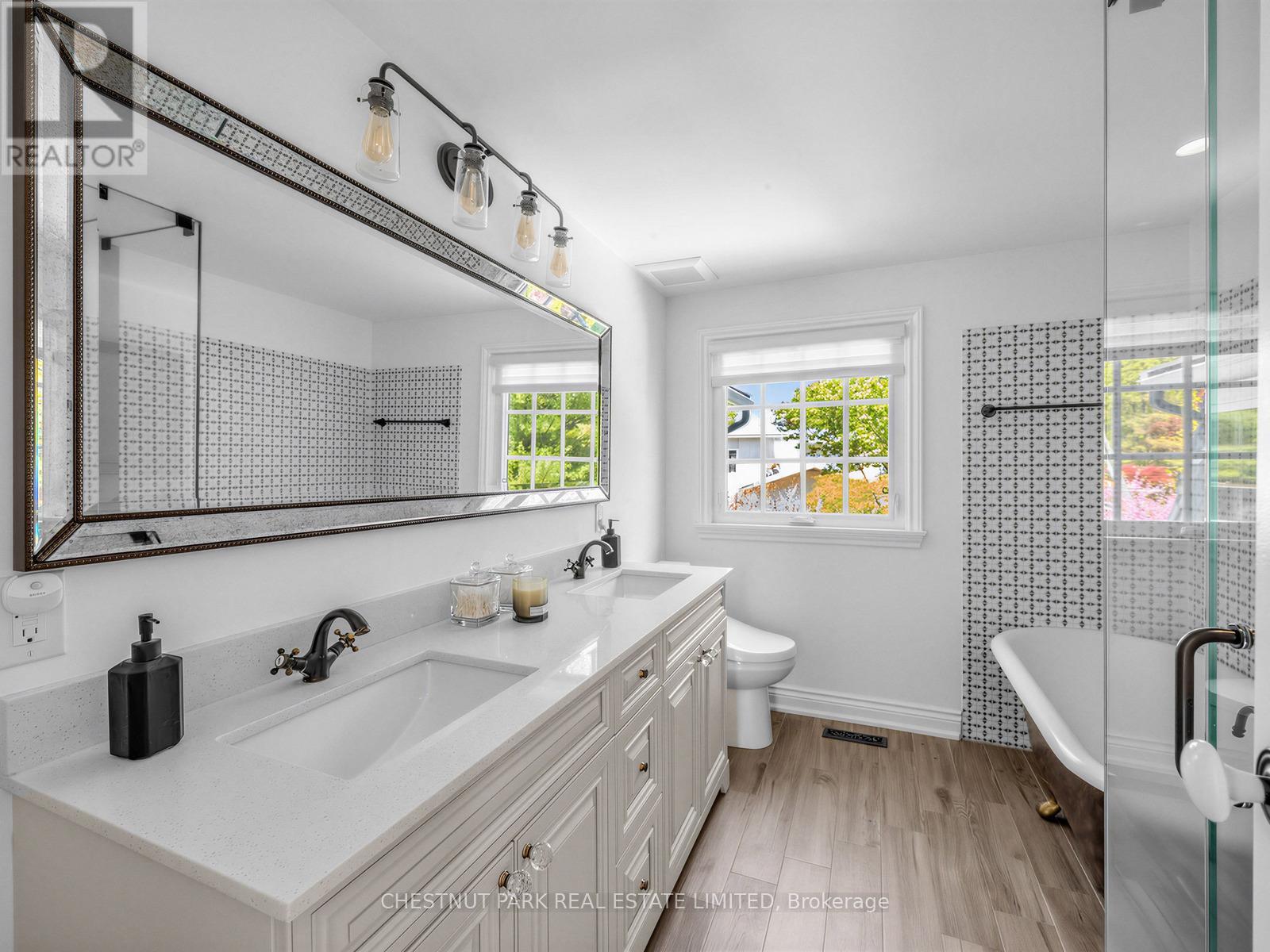 725 Bexhill Road, Mississauga, Ontario  L5H 3K9 - Photo 21 - W13209144