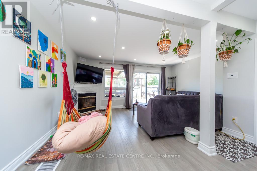 12 Greenhills Square, Brampton, Ontario  L6S 2J4 - Photo 48 - W13209164