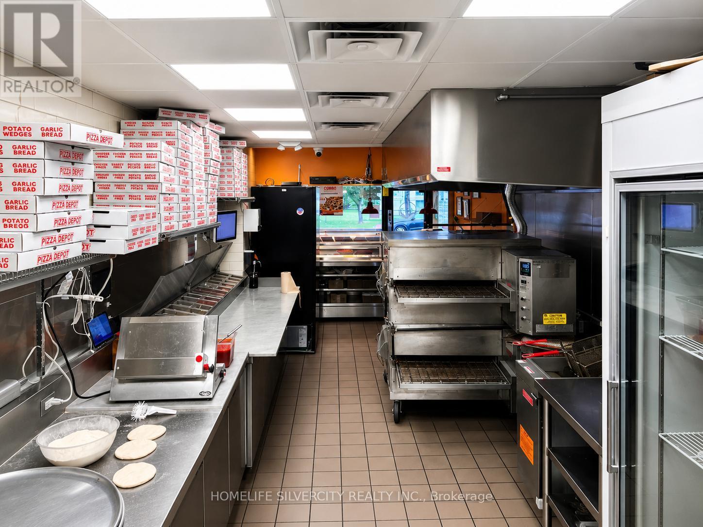 4986 Dundas Street W, Toronto, Ontario  M9A 1B7 - Photo 11 - W13209206