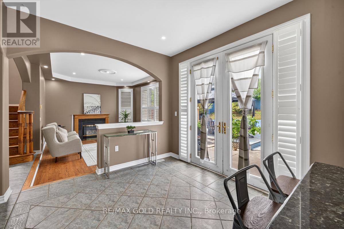 61 Whitwell Drive, Brampton, Ontario  L6P 1E5 - Photo 17 - W13209244
