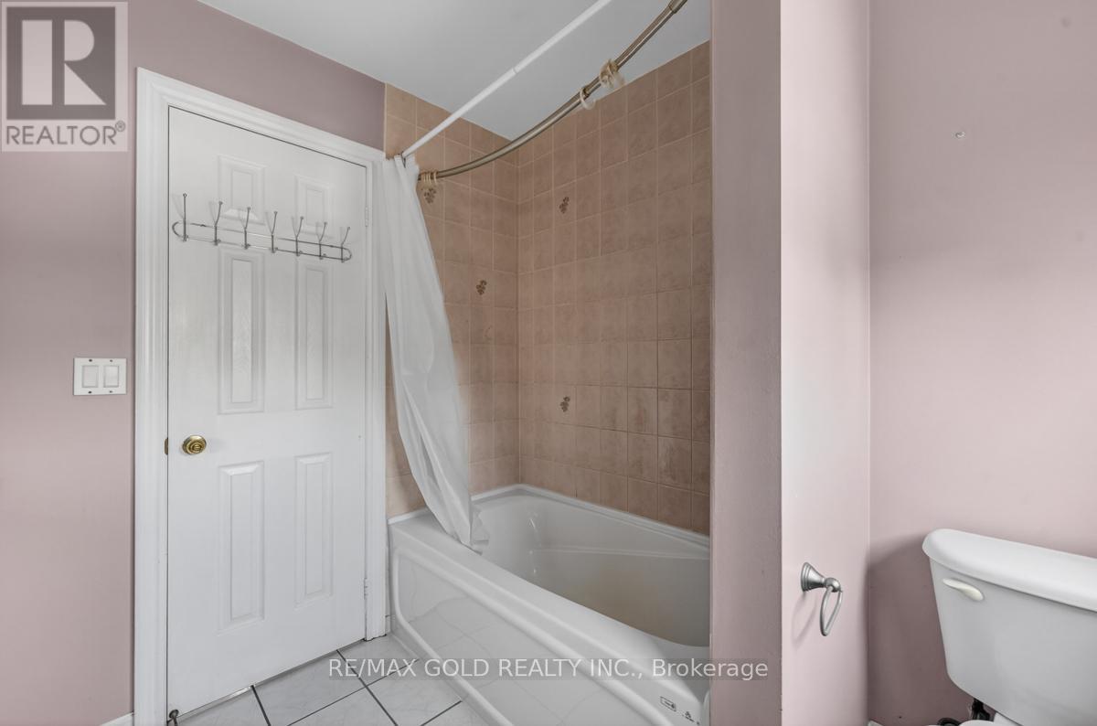 61 Whitwell Drive, Brampton, Ontario  L6P 1E5 - Photo 32 - W13209244