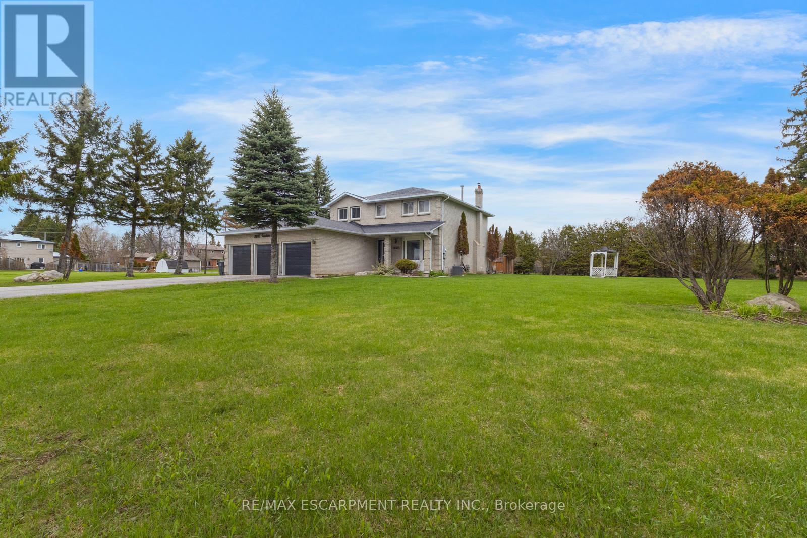 18555 HURONTARIO STREET, Caledon, Ontario