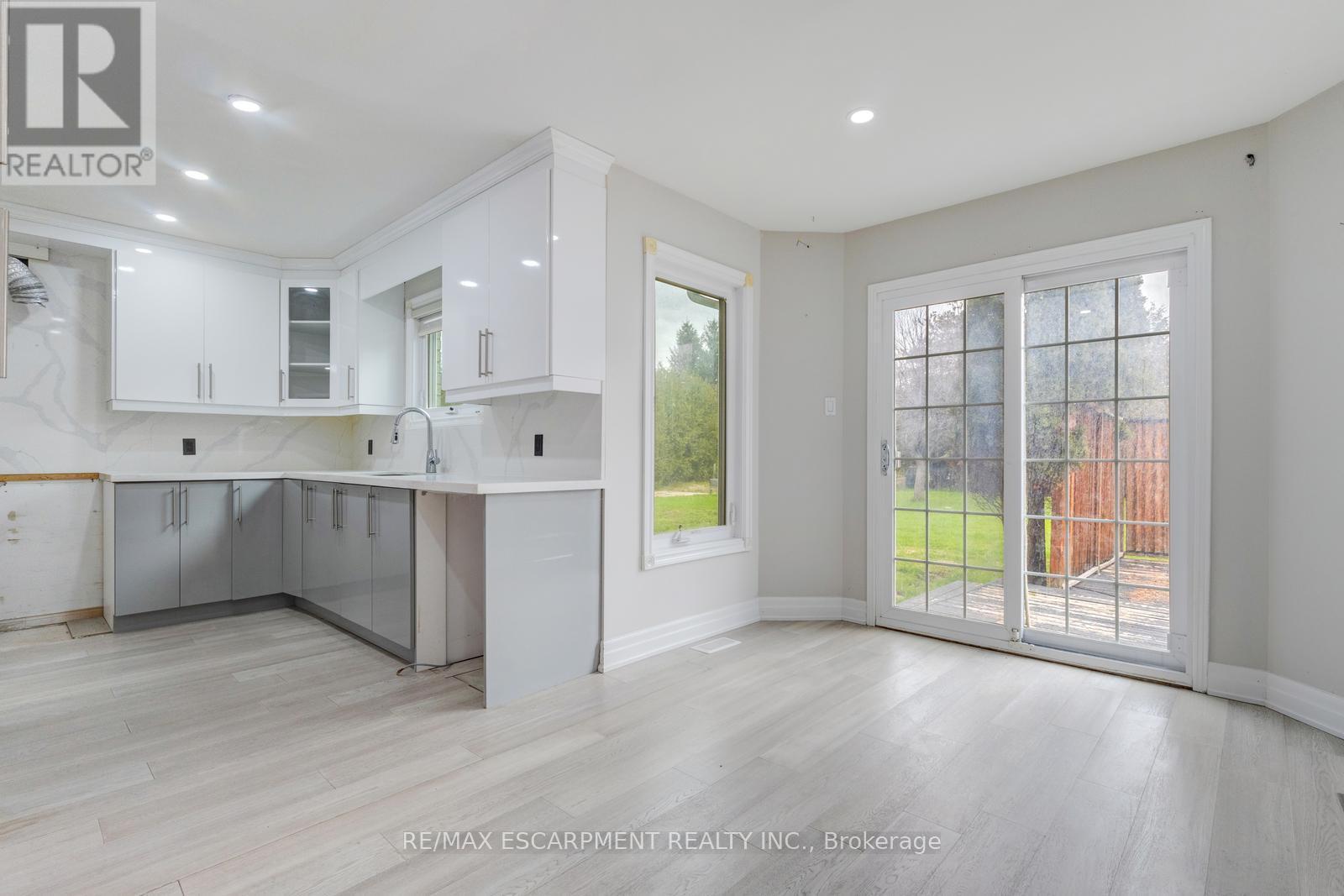 18555 Hurontario Street, Caledon, Ontario  L7K 0X8 - Photo 12 - W13209342