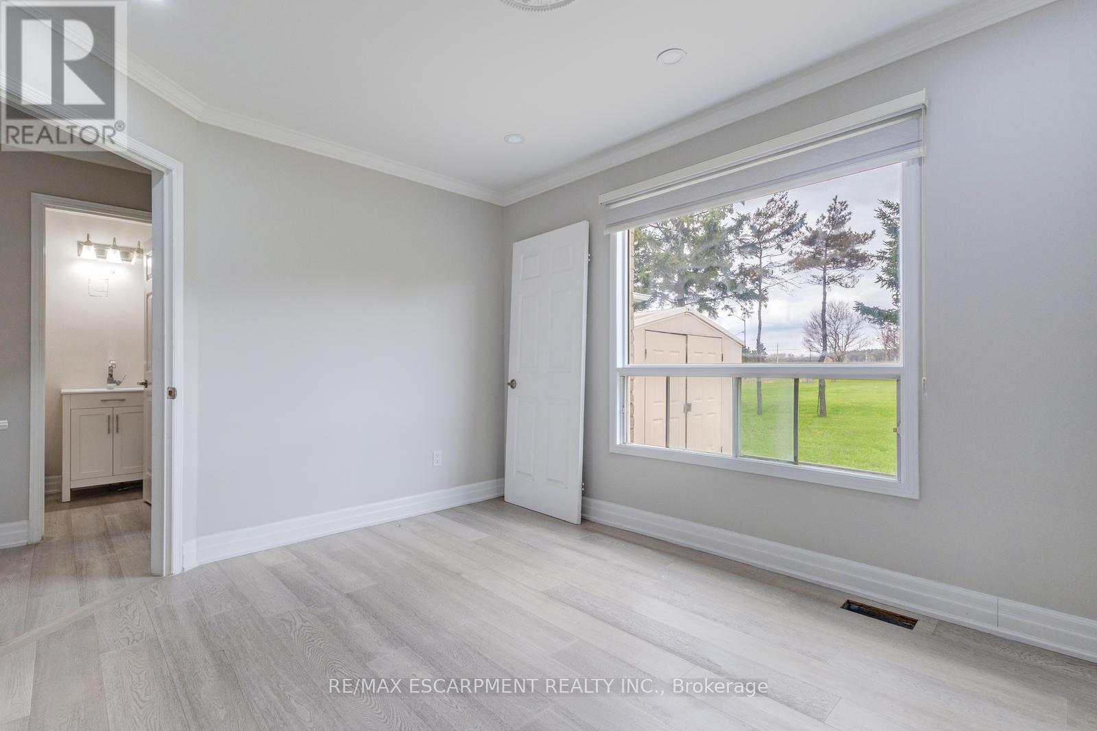 18555 Hurontario Street, Caledon, Ontario  L7K 0X8 - Photo 18 - W13209342