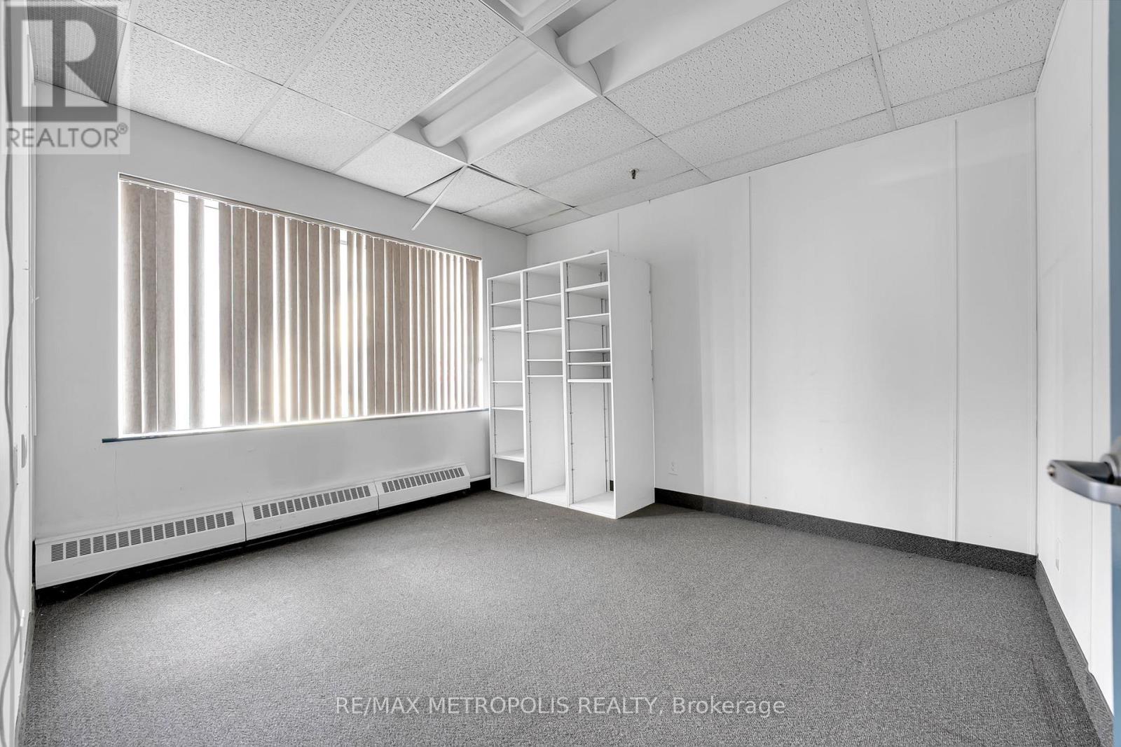 35 Oak Street, Toronto, Ontario  M9N 1A1 - Photo 4 - W13209380