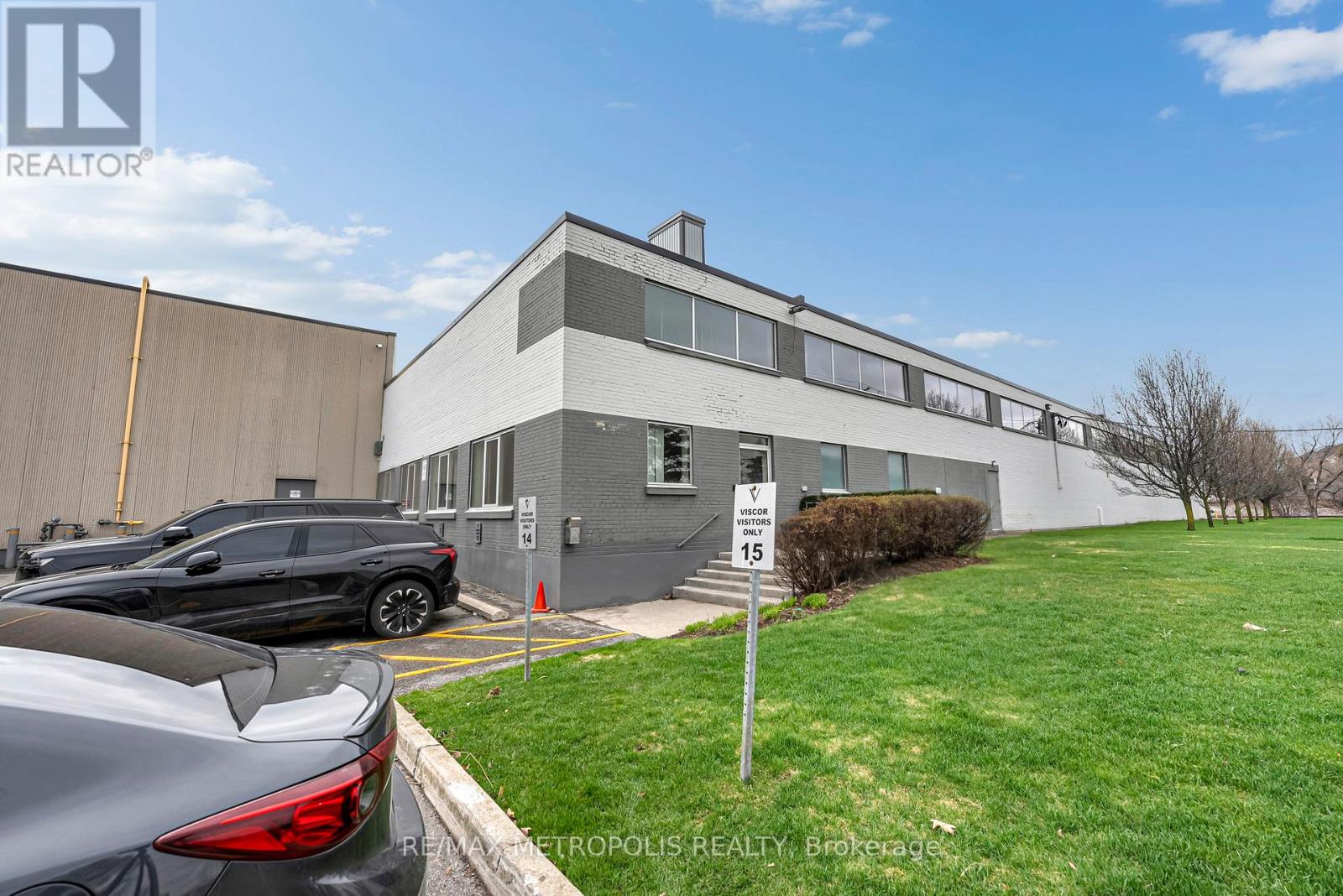 35 Oak Street, Toronto, Ontario  M9N 1A1 - Photo 5 - W13209380